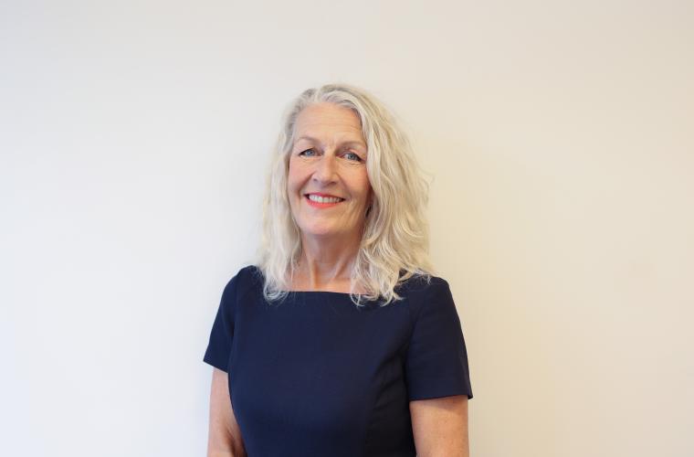 Louise Gittins 